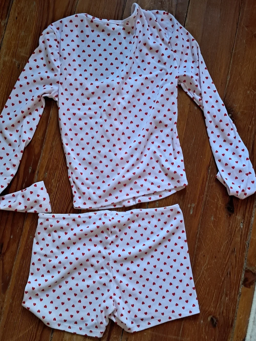 Aeropostale White Pajama Set with Red Heart Print
